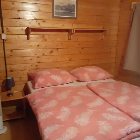 Wooden House For Vidrovaca 아파트 빌리제