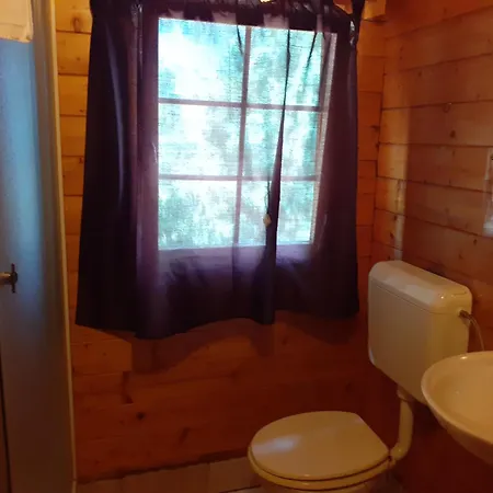 아파트 Wooden House For Vidrovaca